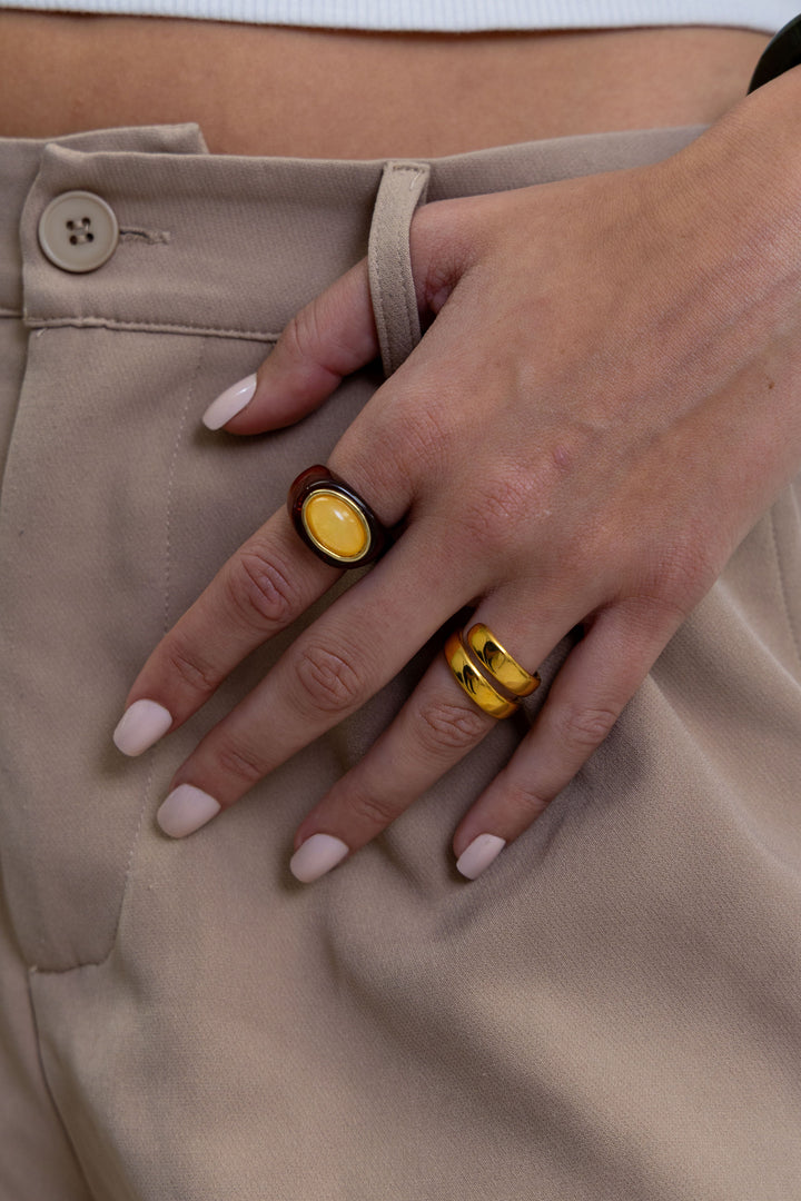 Katy Acrylic Ring - Brown