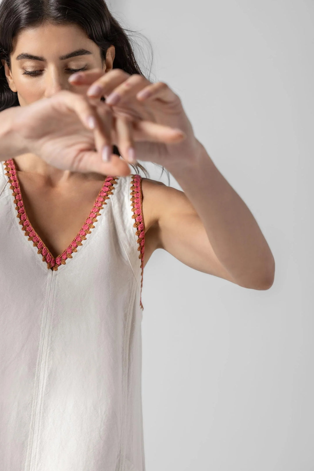 CROCHET TRIM V NECK DRESS