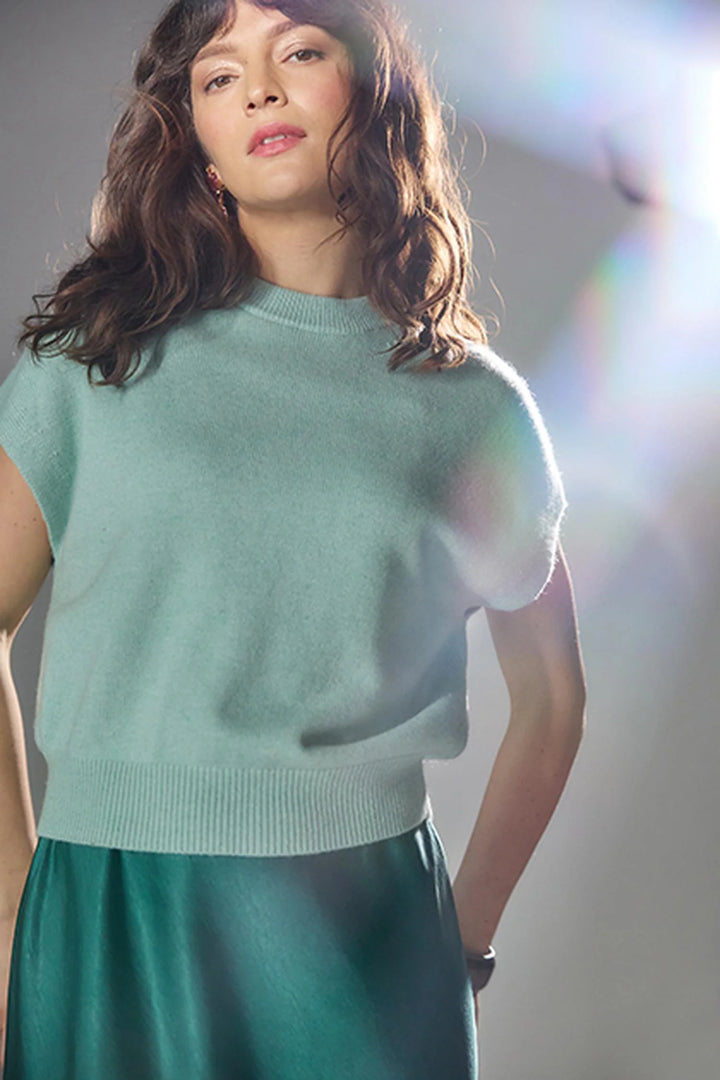 BANDED BOTTOM WEDGE SWEATER