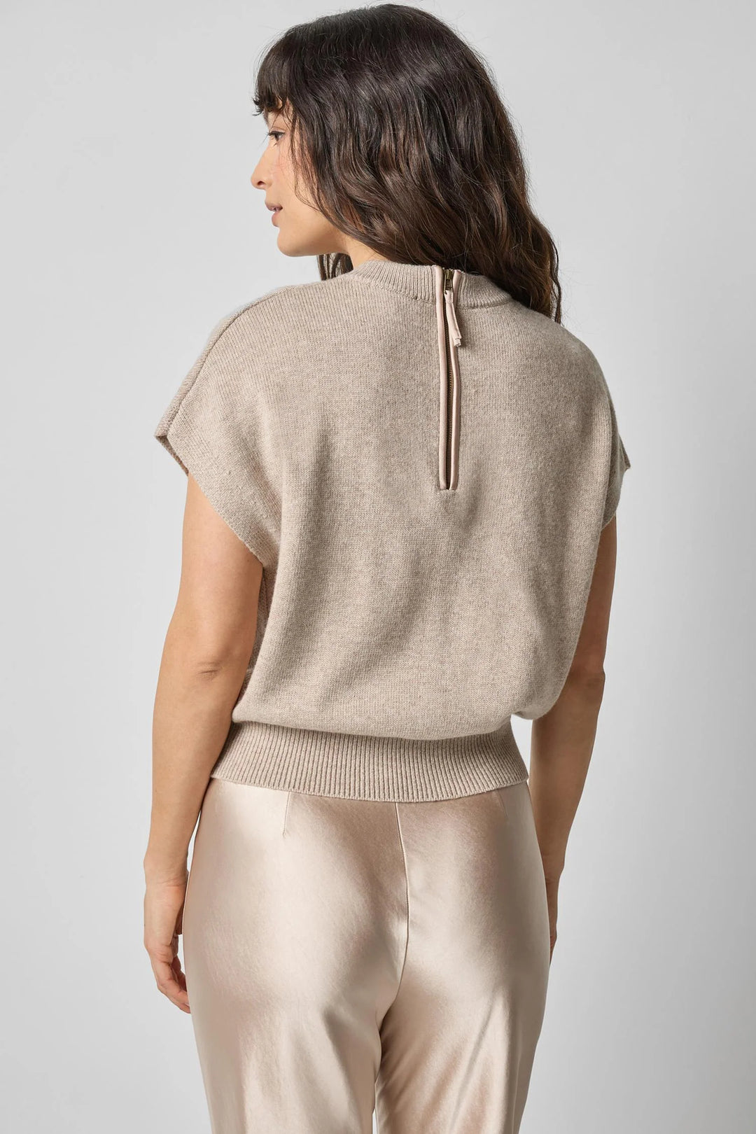 BANDED BOTTOM WEDGE SWEATER