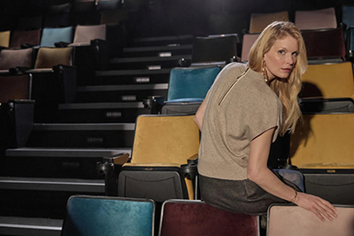 BANDED BOTTOM WEDGE SWEATER