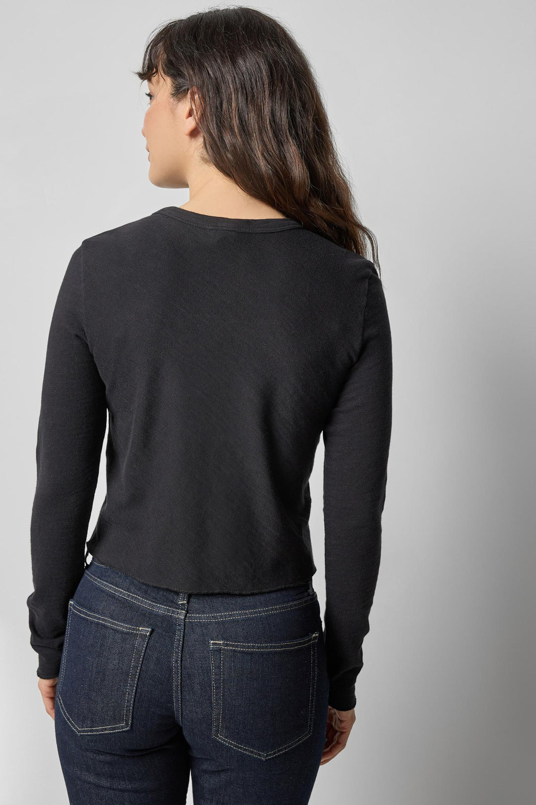 LONG SLEEVE CROPPED TEE