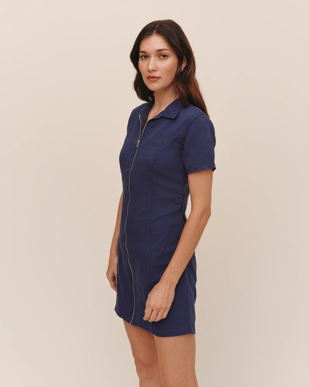 SHORT SLEEVE ZIP FRONT DRESS