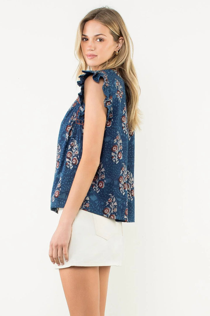 FLUTTER SLEEVE FLORAL PRINT V NECK TOP