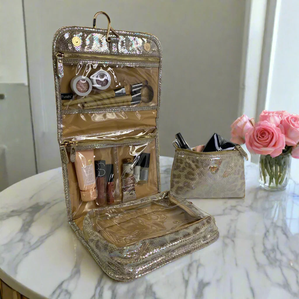 TOILETRY CASE