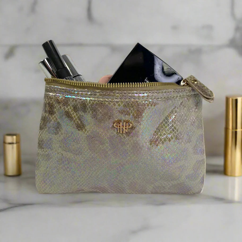TOILETRY CASE