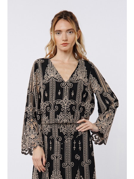 BECK TWO-TONE LACE CUTOUT TOP