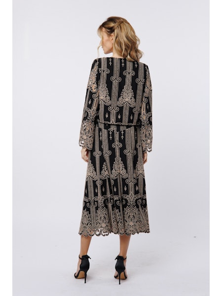 BECK TWO-TONE LACE CUTOUT TOP