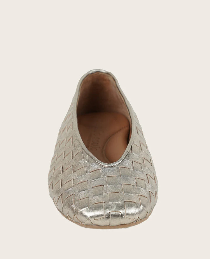 WILLOW WOVEN FLAT