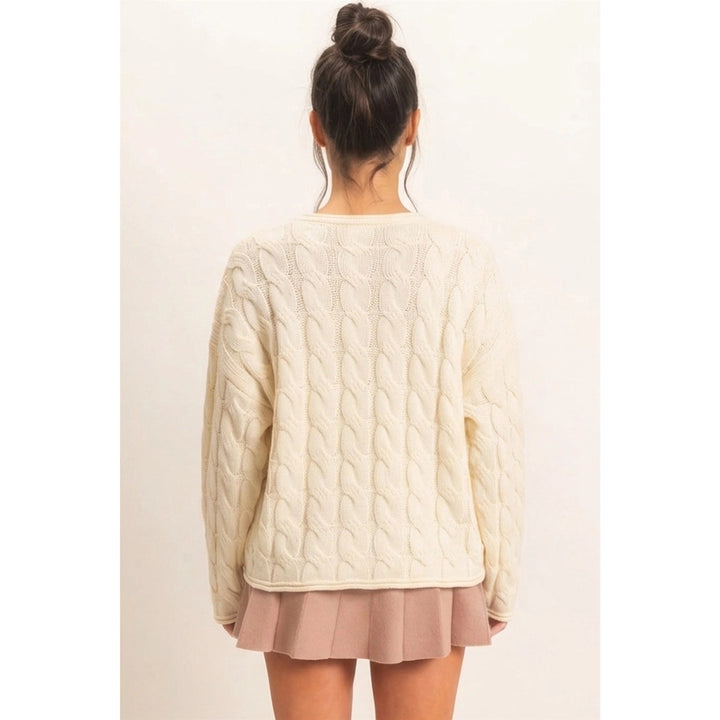 CABLE KNIT V-NECK SWEATER