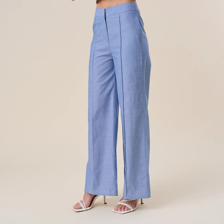 FRONT PIN TUCK DETAILED PANTS
