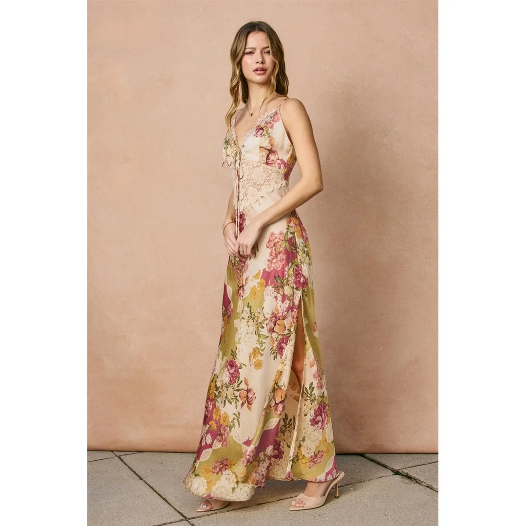 PATCHWORK FLORAL LACE DETAIL MAXI DRESS