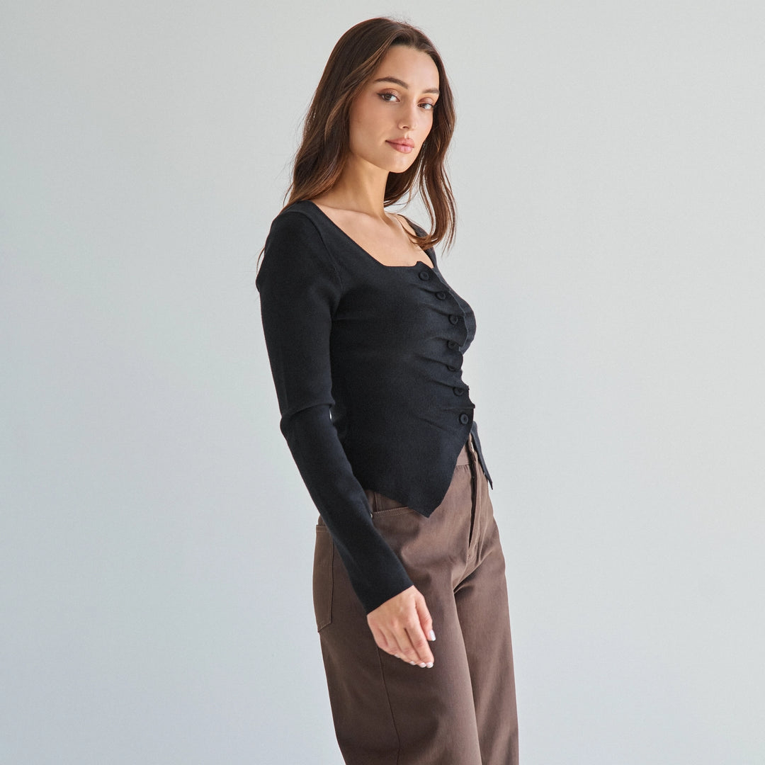 PLEATED SPLIT KNIT TOP