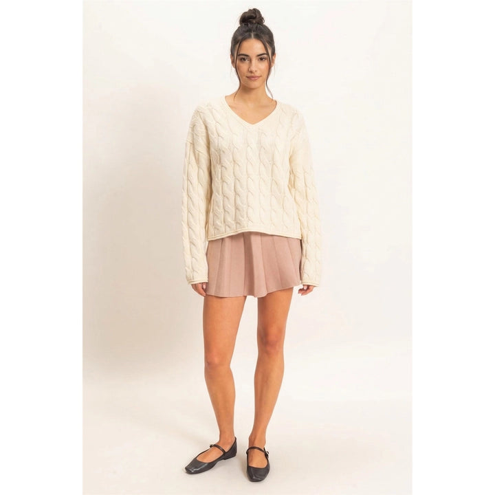 CABLE KNIT V-NECK SWEATER
