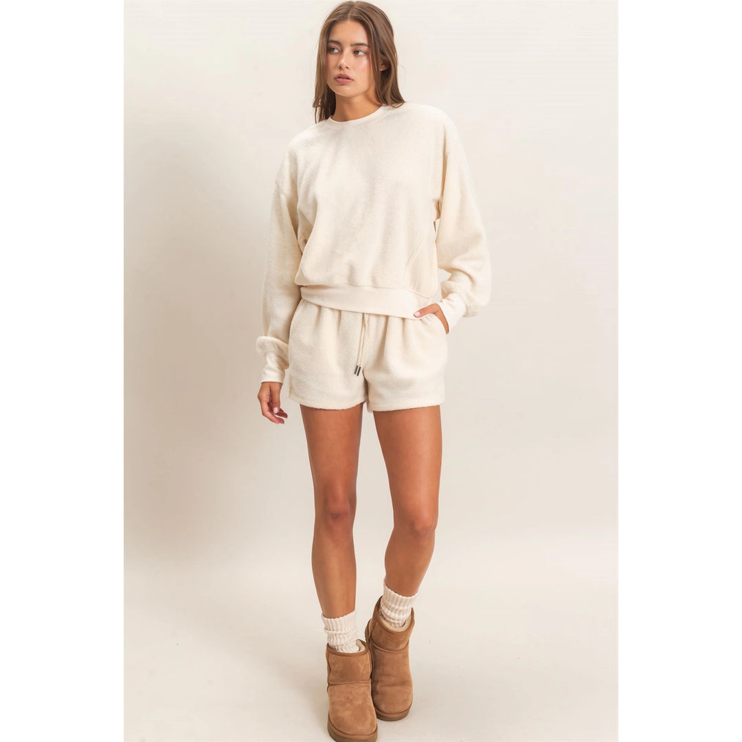 CONTRAST SWEATSHIRT &amp; SHORTS SET