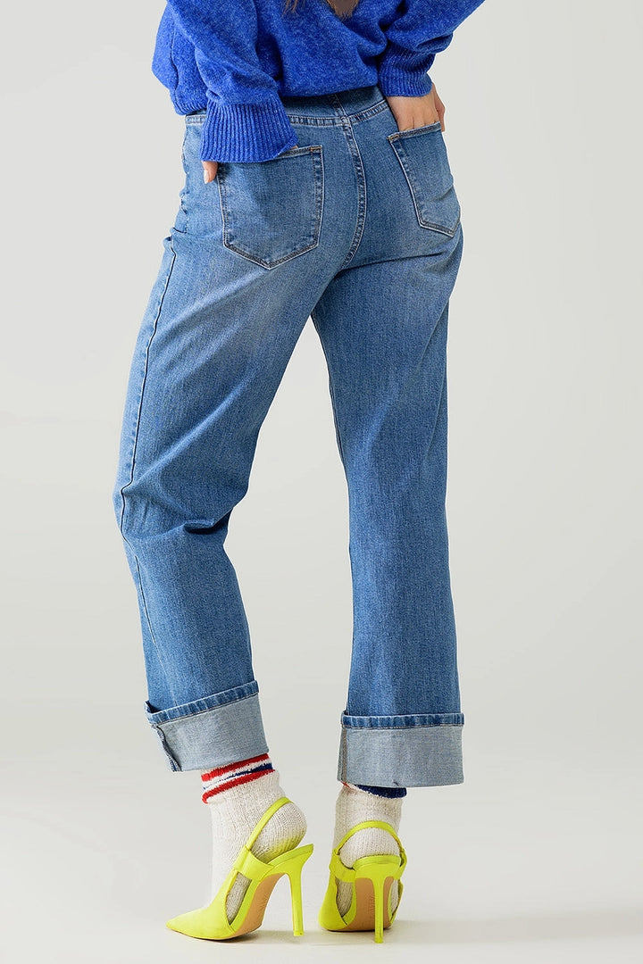 STRAIGHT FIT CUFFED JEANS WITH MID WASH