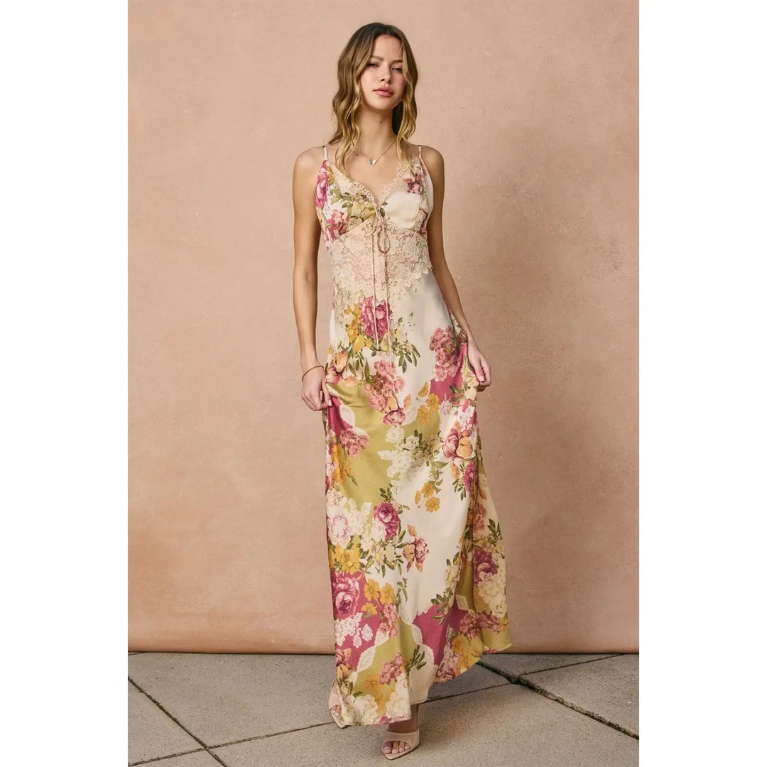 PATCHWORK FLORAL LACE DETAIL MAXI DRESS