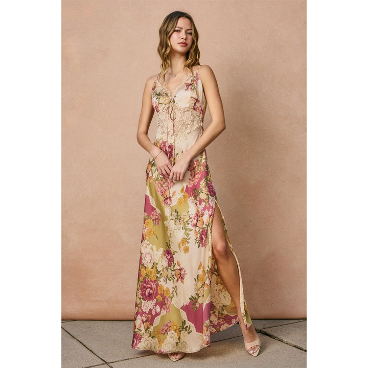PATCHWORK FLORAL LACE DETAIL MAXI DRESS