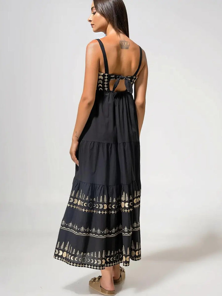 DRESS WITH EMBROIDERY