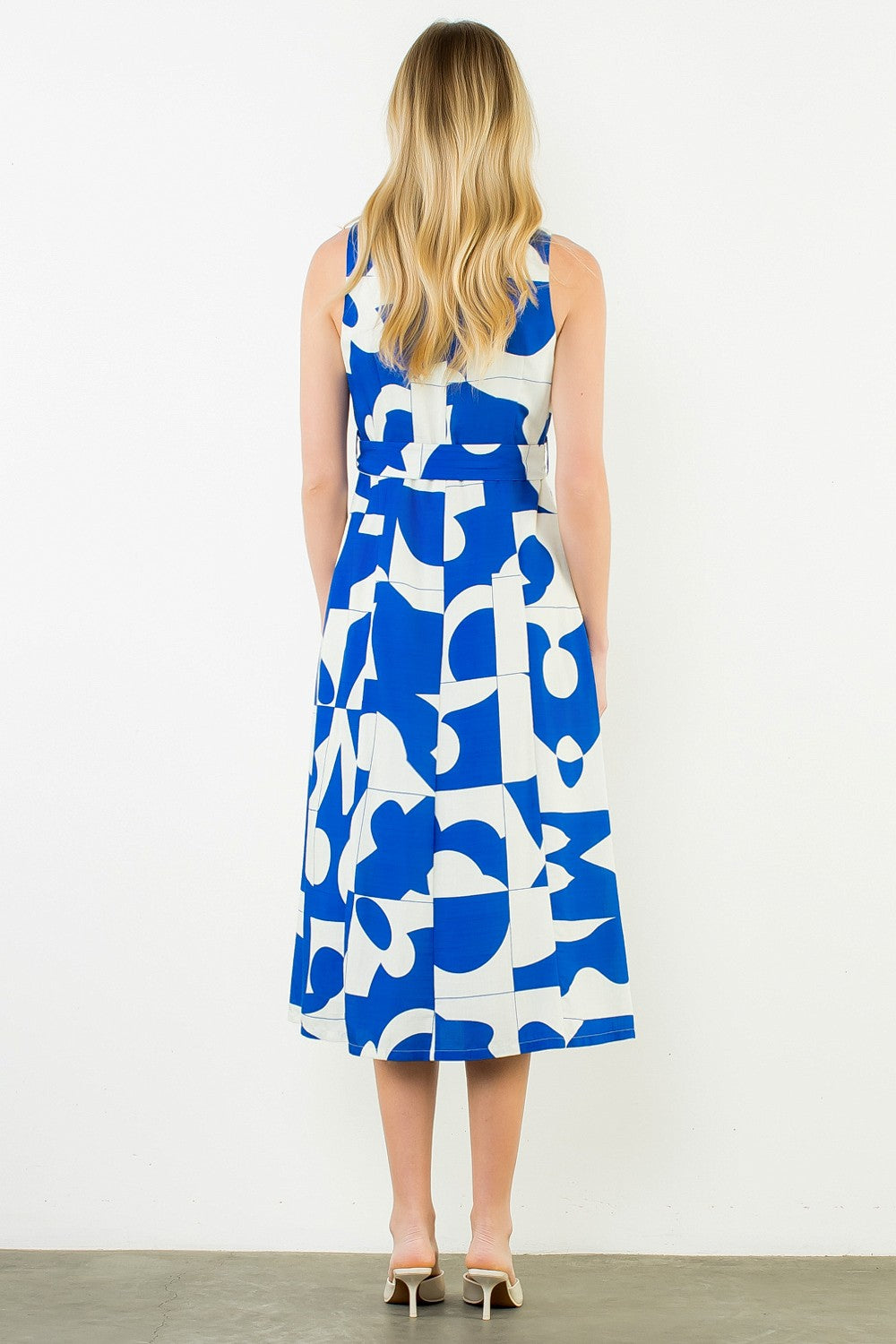 GEOMETRIC DRESS WITH TIE WAIST