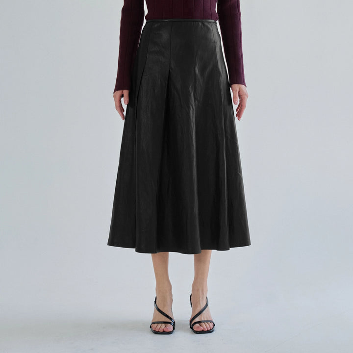 PLEATED SOFT VEGAN LEATHER SKIRT