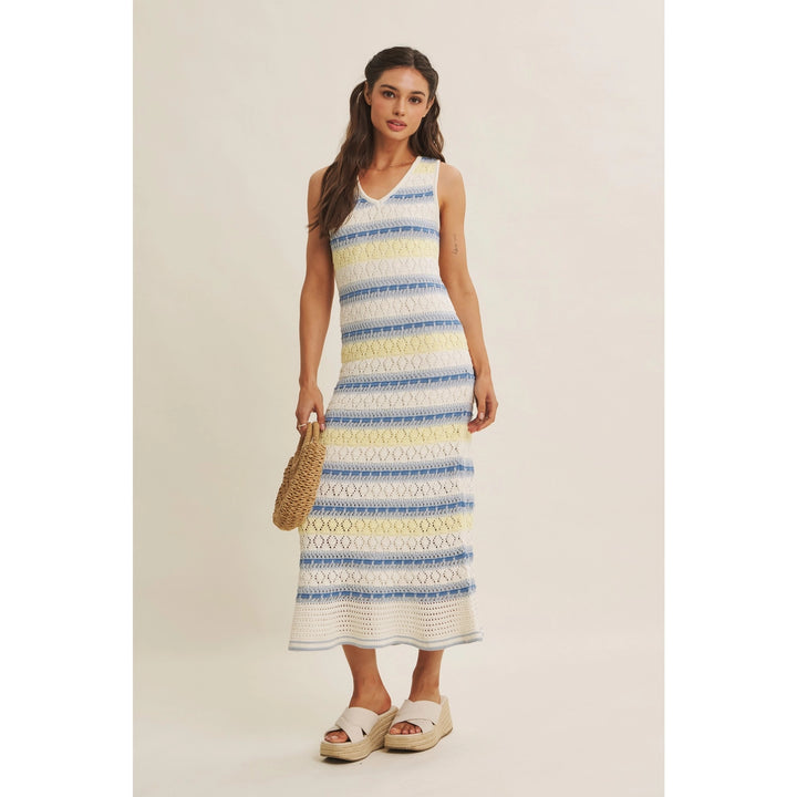 RETRO-INSPIRED CROCHET SWEATER MIDI DRESS