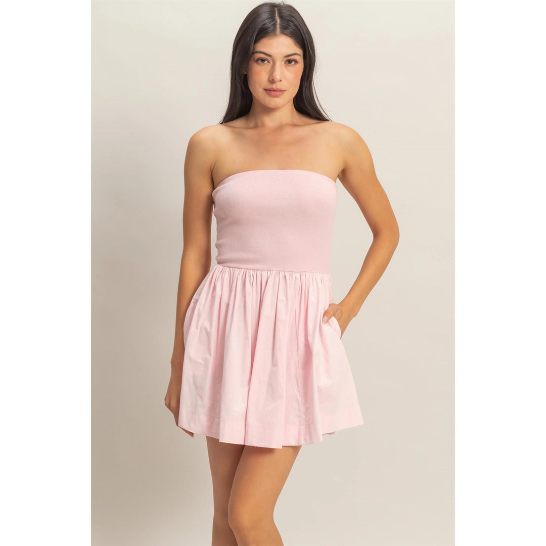 STRAPLESS FLOWY MINI DRESS
