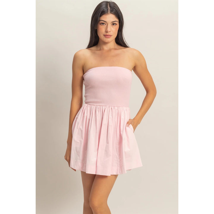 STRAPLESS FLOWY MINI DRESS