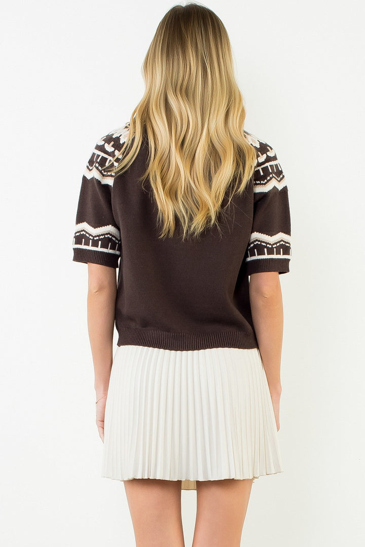 SHORT SLEEVE PATTERN SWEATER