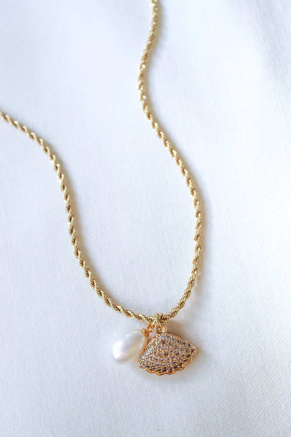 COVE NECKLACE