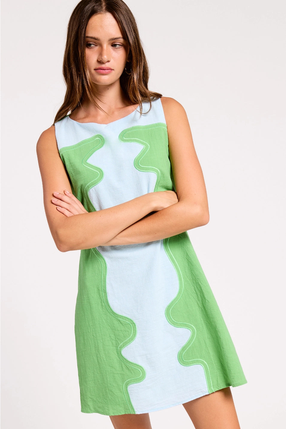 WAVY POP SHIFT DRESS