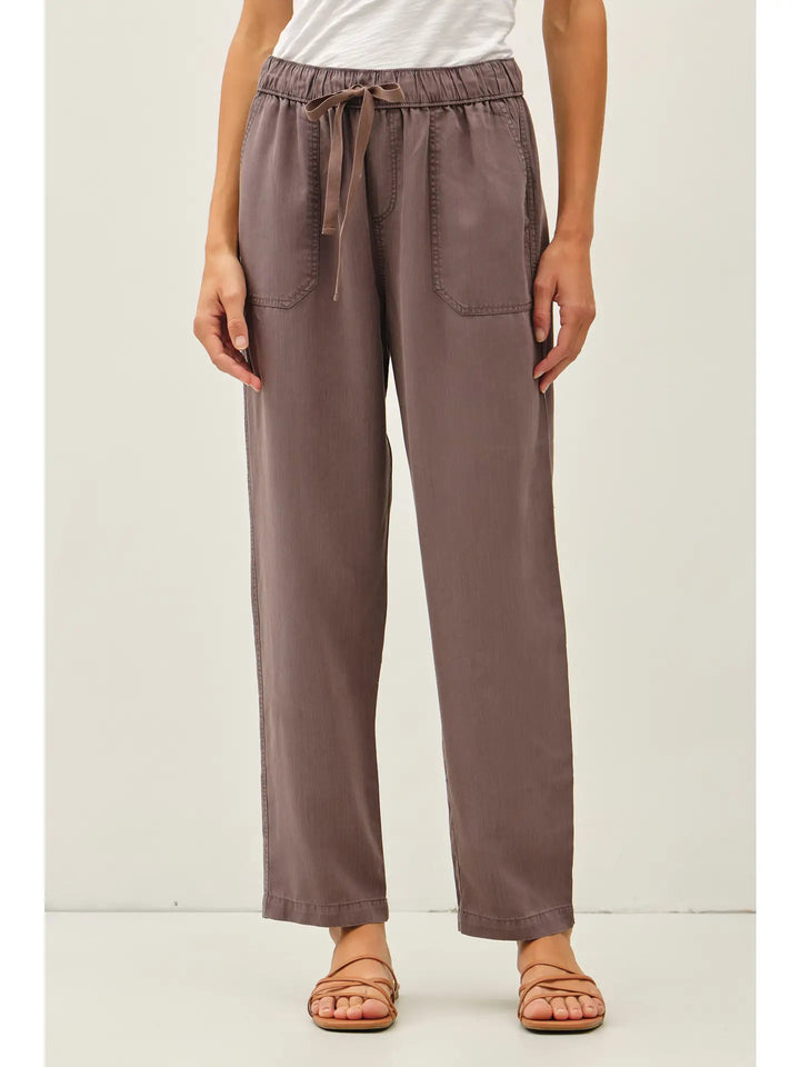 TENCEL TAPERED PANTS