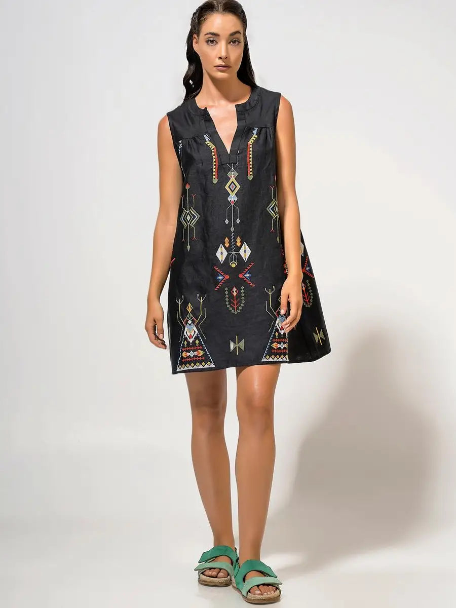 SHORT DRESS WITH EMBROIDERY