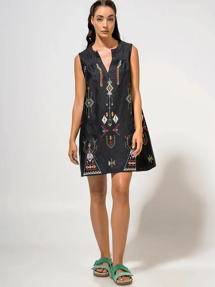 SHORT DRESS WITH EMBROIDERY