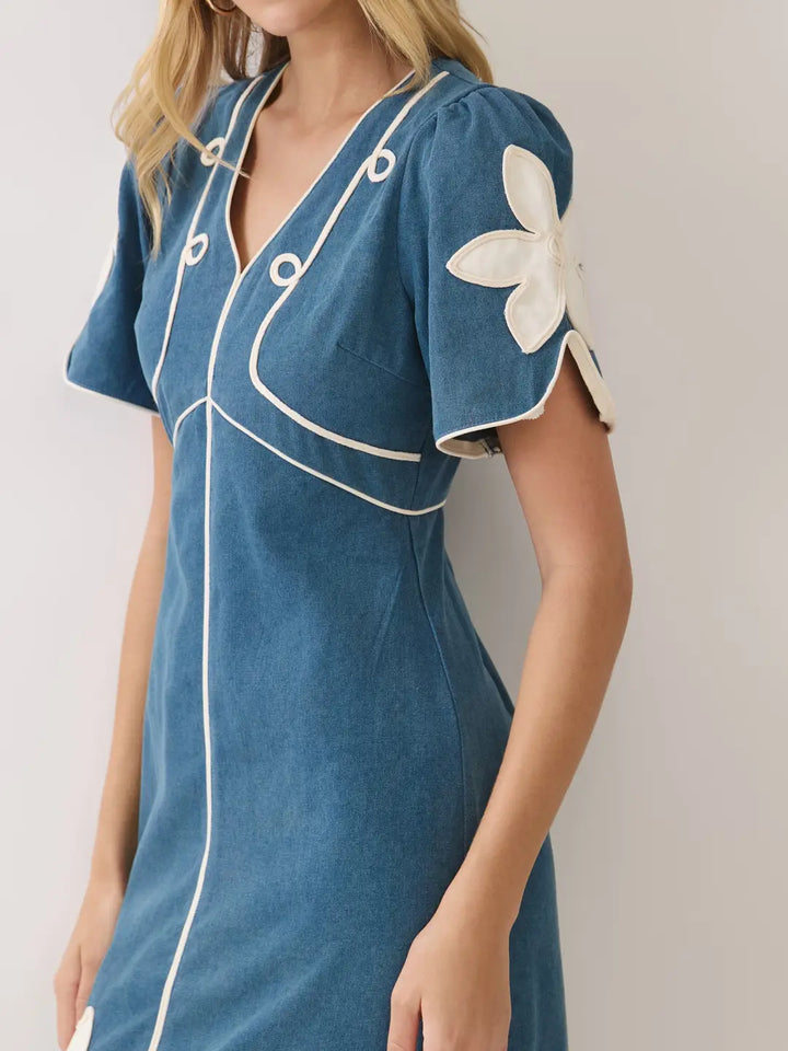 FLORAL APPLIQUE CONTRAST TRIM MIDI DRESS