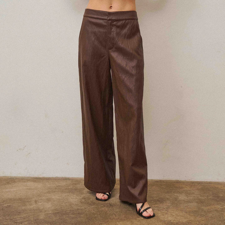 VEGAN LEATHER TOP &amp; PANTS SET