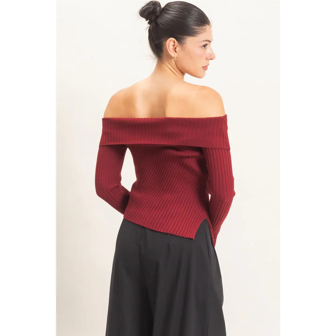RIBBED OFF-SHOULDER SWEATER