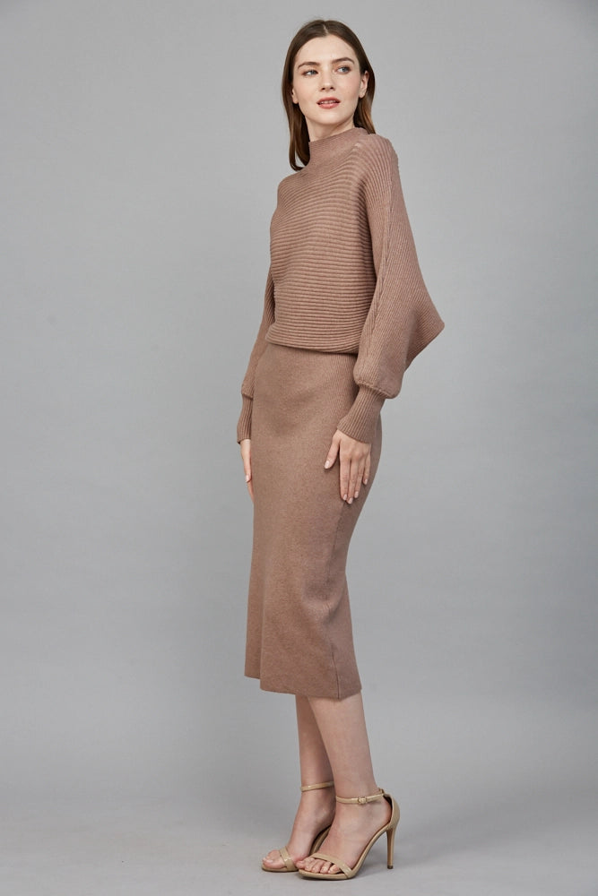 LONG SLEEVE MIDI DRESS