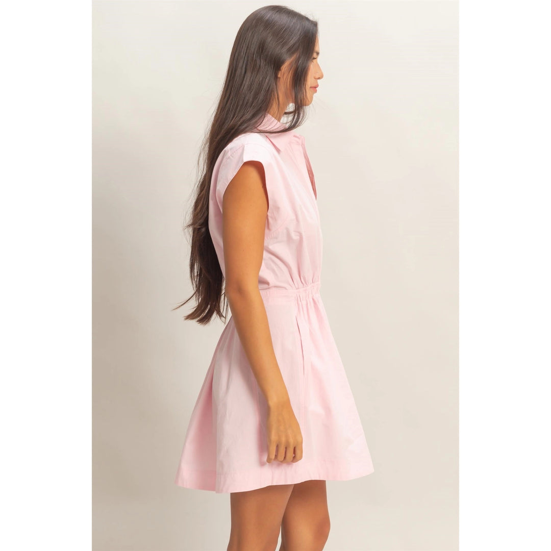SLEEVELESS COLLARED SHIRRED MINI DRESS