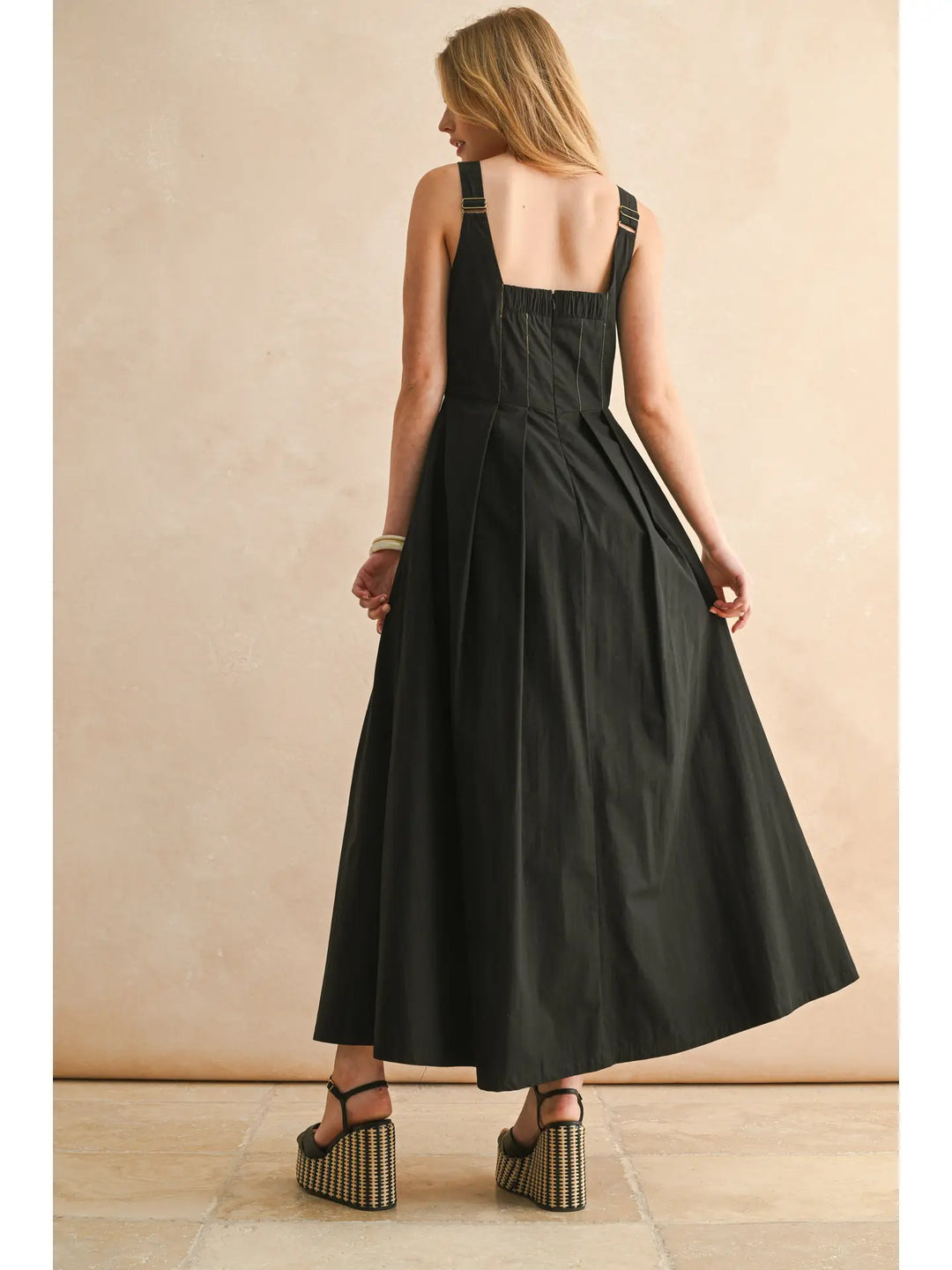 STITCH FRONT PLEATED DETAIL DRESS