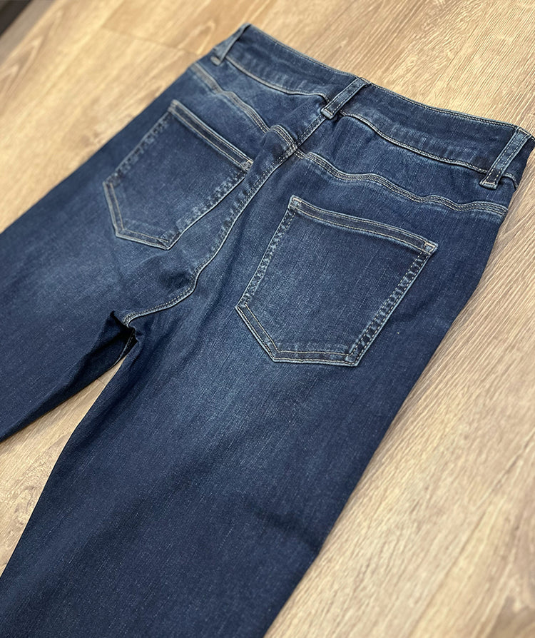 BOOTCUT JEANS