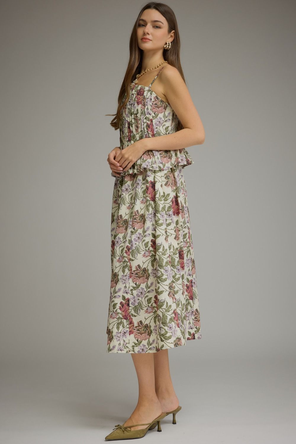 FLORAL SLEEVELESS MIDI DRESS