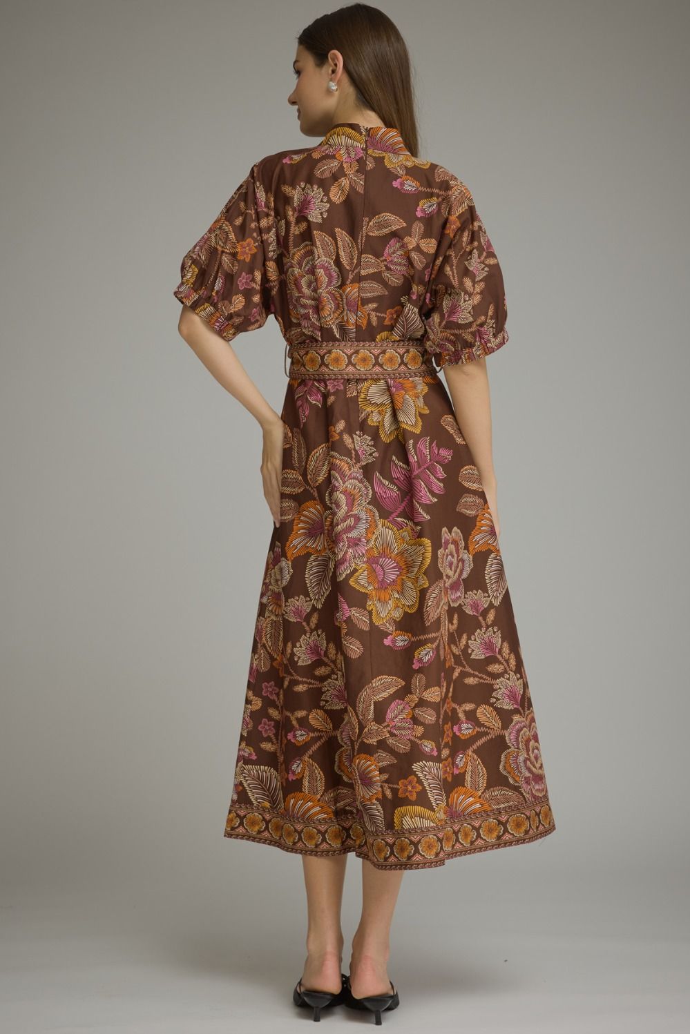 FLORAL SHORT PUFF SLEEVE MIDI DRESS