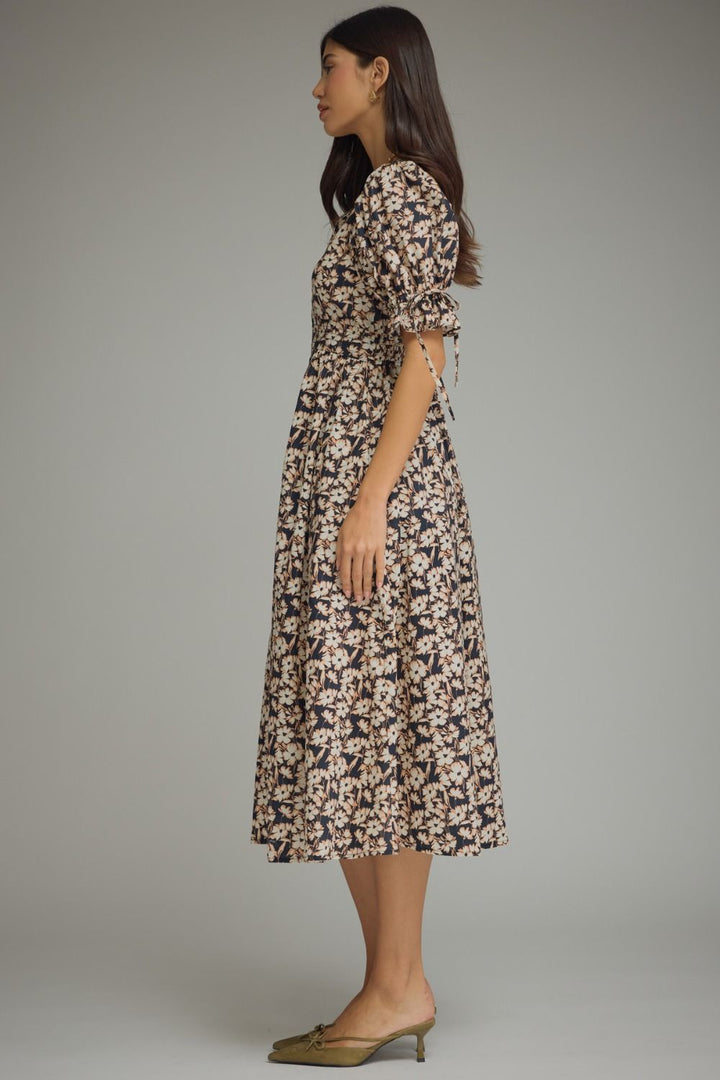 FLORAL PRINT SHORT PUFF SLEEVE MIDI DRESS