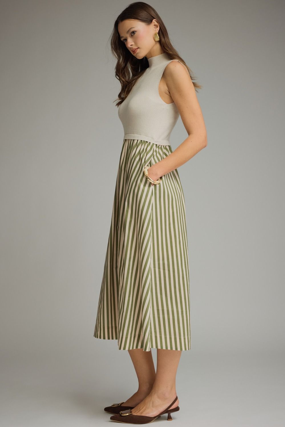 SOLID MOCK NECK SLEEVELESS MIDI DRESS