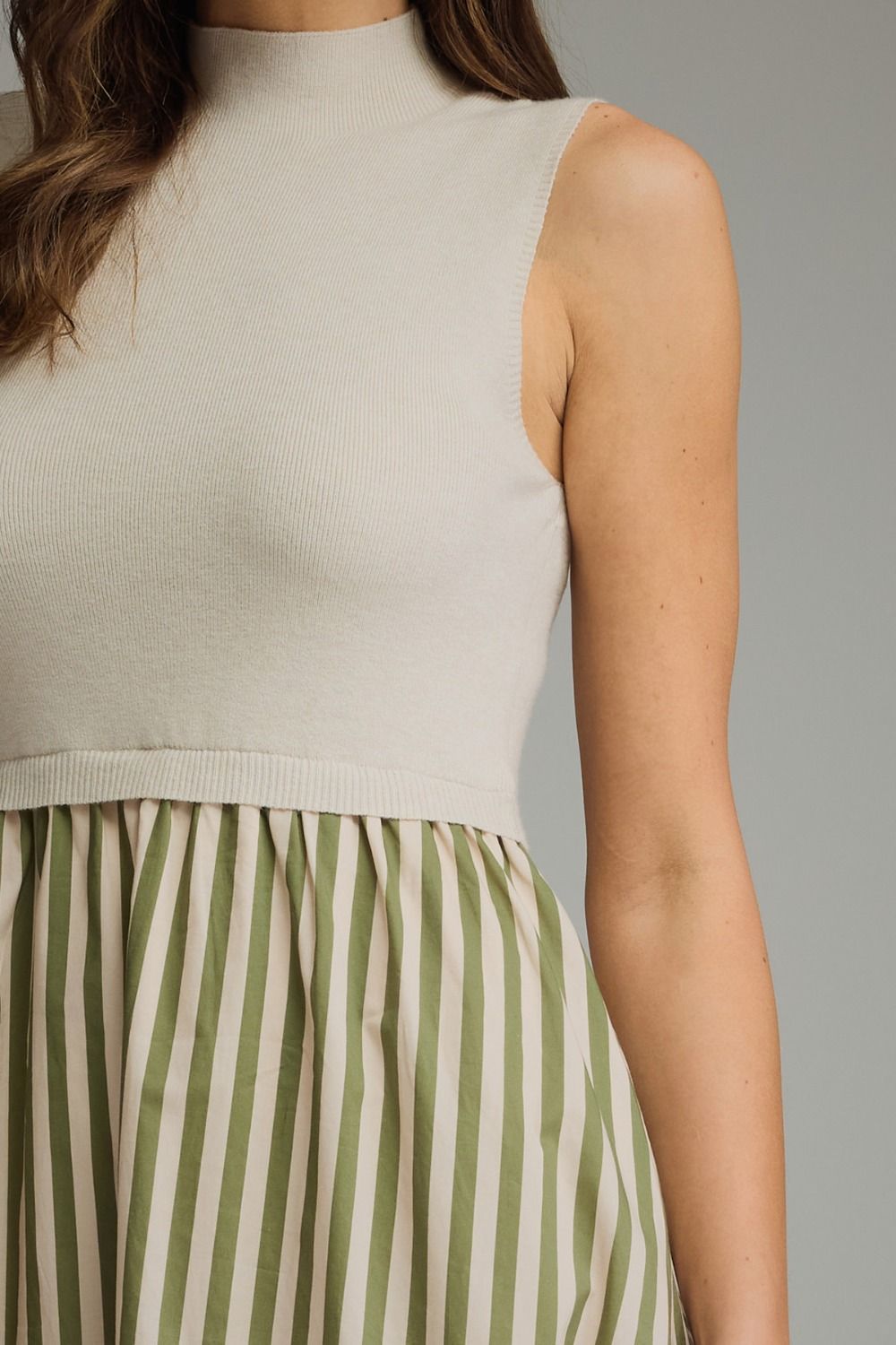 SOLID MOCK NECK SLEEVELESS MIDI DRESS