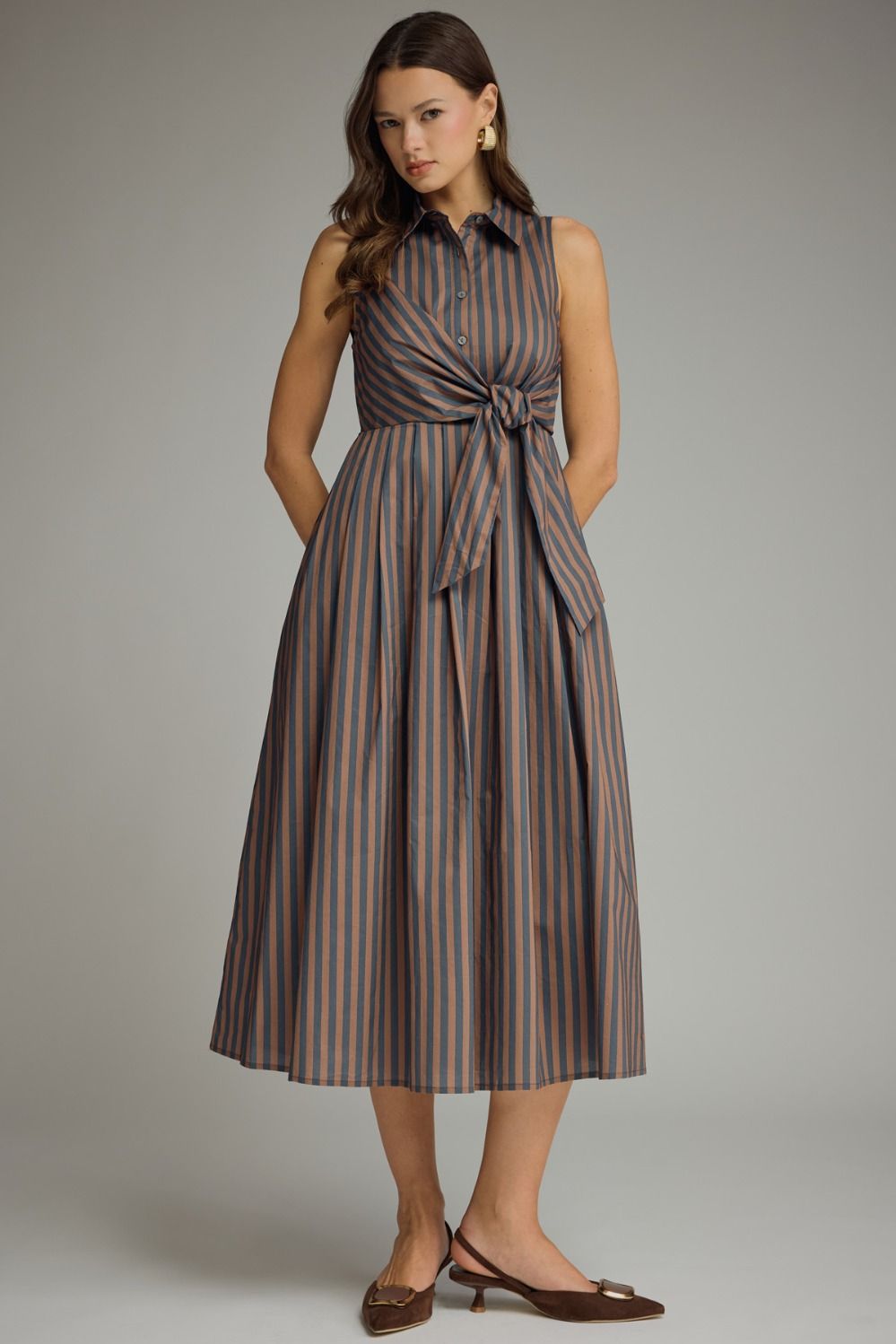 STRIPED COLLARED SLEEVELESS MIDI DRESS