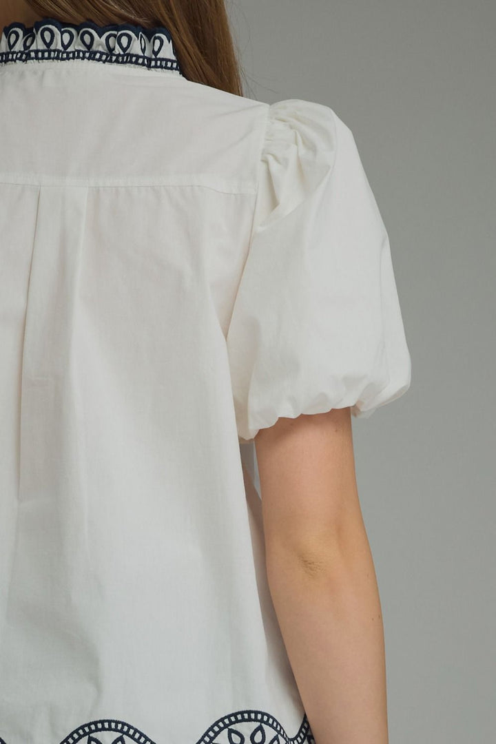 SOLID SHORT PUFF SLEEVE TOP