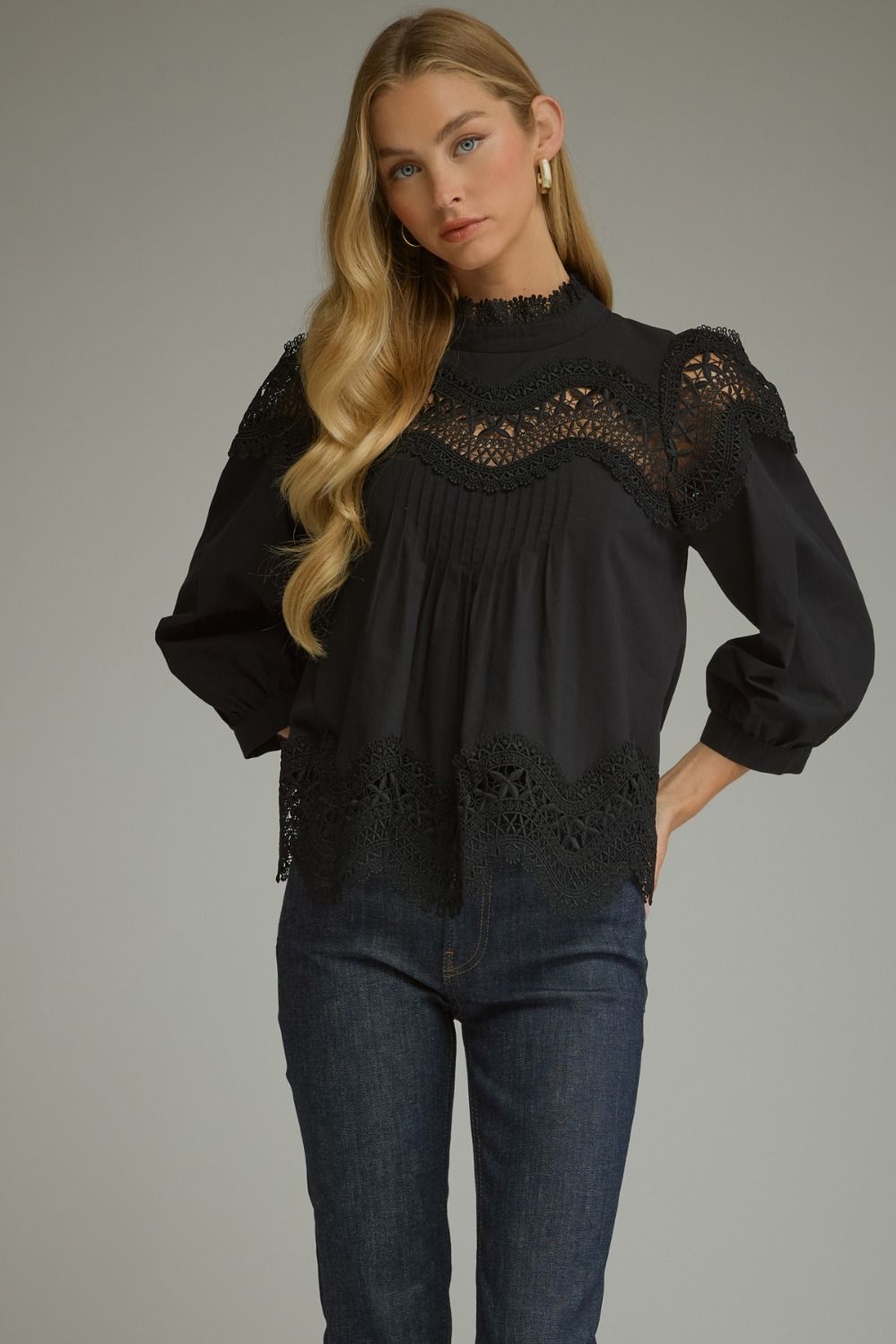 SOLID 3/4 SLEEVE TOP