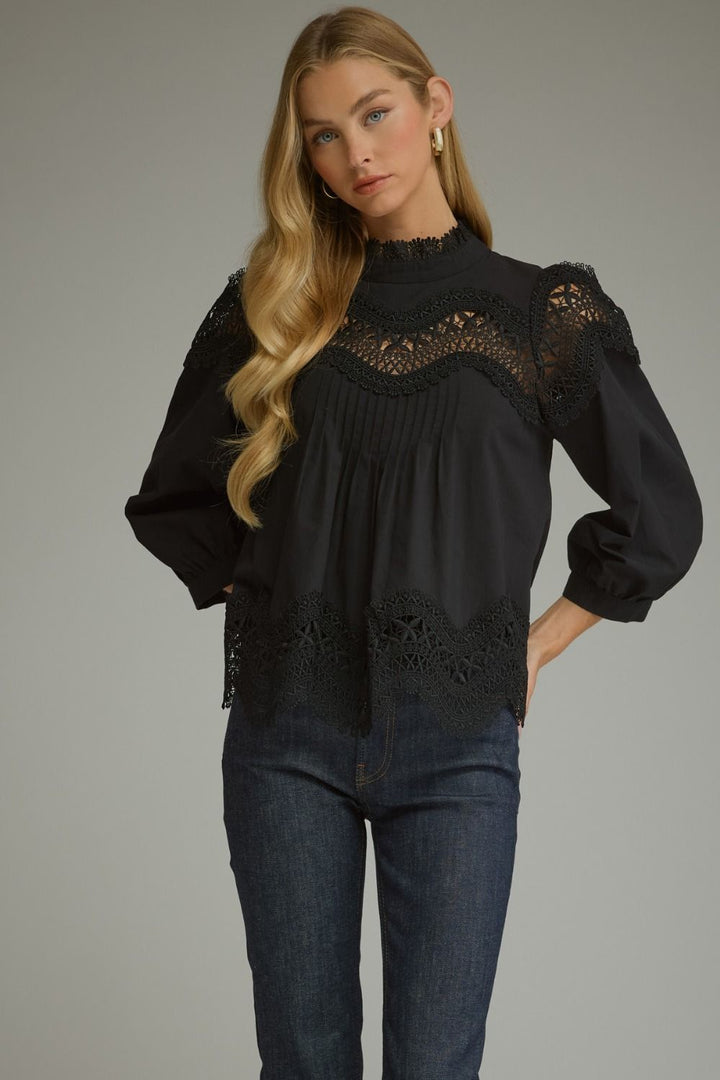 SOLID 3/4 SLEEVE TOP